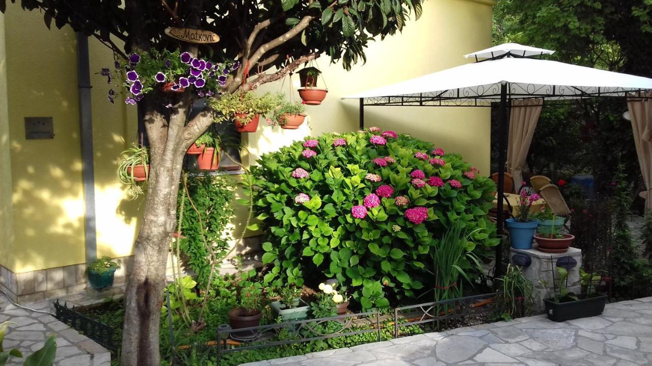 Apartments Matkovic โกตอร์ ภายนอก รูปภาพ